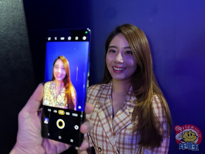 天生自帶光芒！vivo V27 5G 人像新機實測，獨創柔光燈打造零死角的美