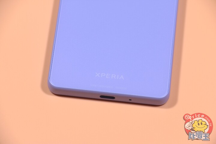 Sony Xperia 10 V 開箱動手玩：雖然效能普普通通，但電池續航力超過 20 小時，用一整天也不怕沒電！