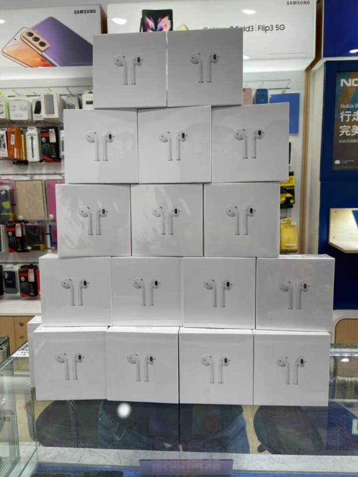 【獨家特賣】蘋果耳機再下殺！AirPods 2/3 超低價 3,590 元起，限時一週超划算！(6/20~6/26)