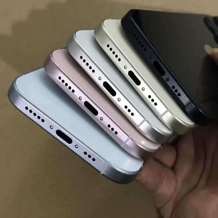 走低飽和色彩路線  iPhone 15 與 iPhone 15 Pro 模型曝光