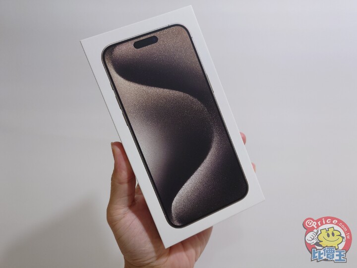 iPhone 15 Pro Max 與 14 Pro Max 開箱、性能、續航、相機、影音比較測試