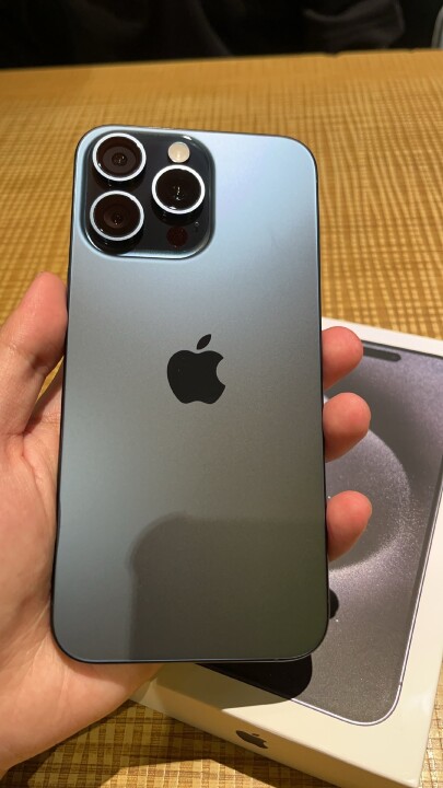 iPhone 15 Pro Max 開箱 VS S23 Ultra 開箱 及拍攝對比