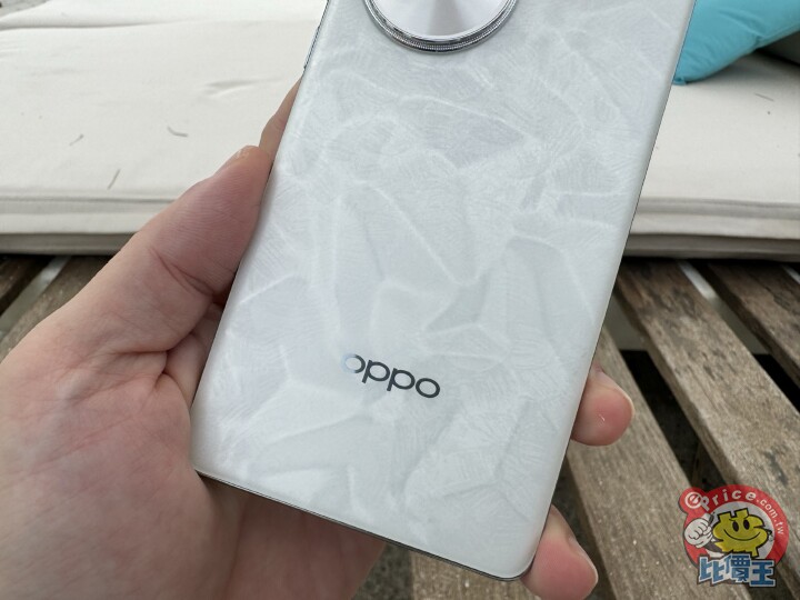 OPPO Reno 11 系列馬來西亞發表，台灣 1/16 將公佈售價