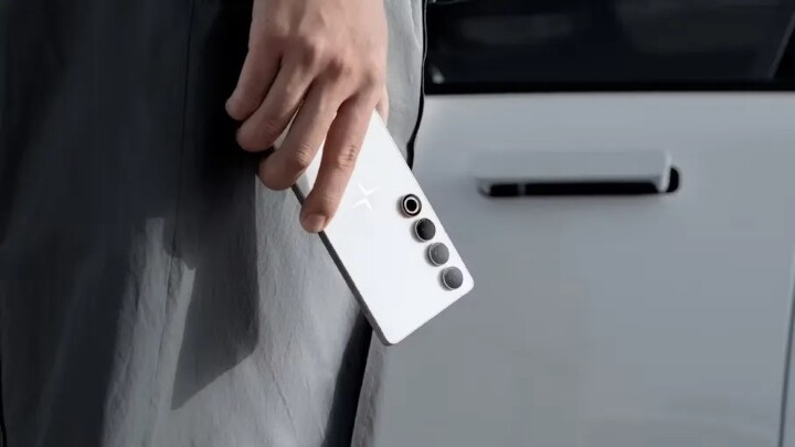 主打北歐極簡風設計  中國電動車品牌推出首款手機 Polestar Phone