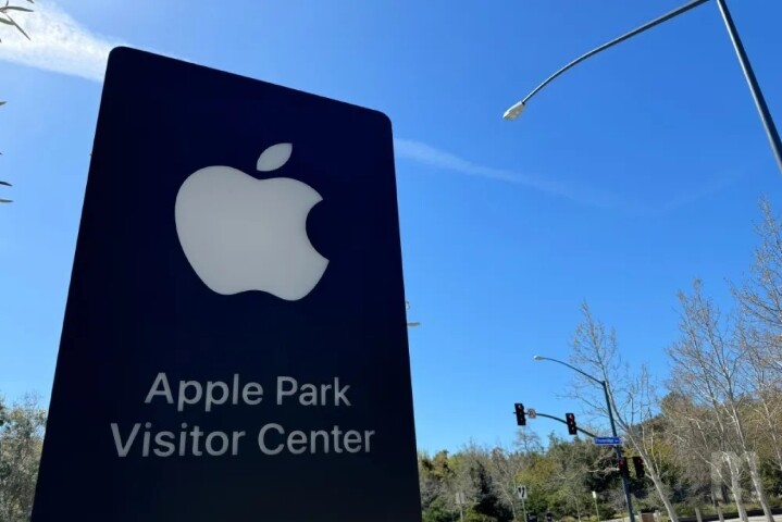 除了 OpenAI，傳蘋果正與 Meta 洽談「Apple Intelligence」服務合作