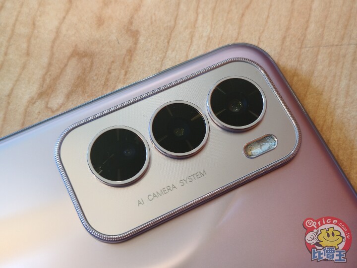 好拍、好玩、好聰明：OPPO Reno 12 Pro 外觀、電池、性能、AI、相機功能開箱實測