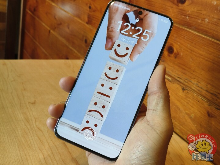 好拍、好玩、好聰明：OPPO Reno 12 Pro 外觀、電池、性能、AI、相機功能開箱實測