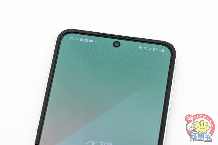 Samsung Galaxy Z Flip 6 開箱動手玩：Galaxy AI 加持，大幅提升實用性與可玩性