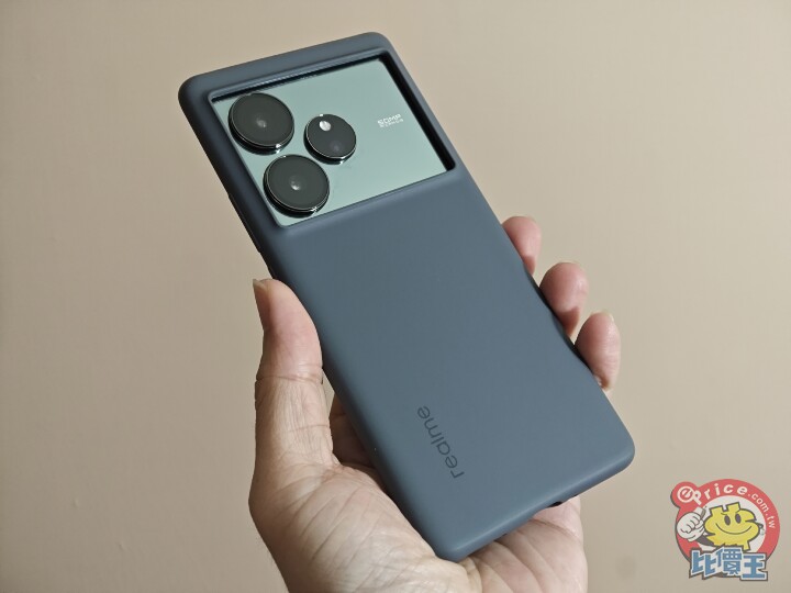 超高性價比代表：Realme GT6 外觀、性能、相機、電池、影音、開箱實測