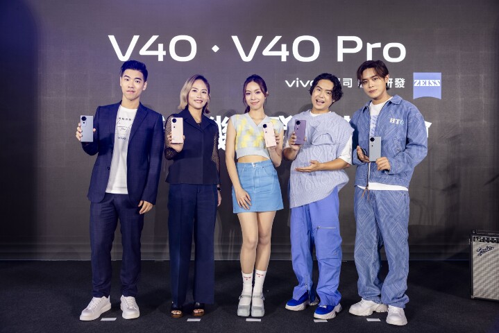 【新聞照片9】vivo V40系列代言人-鍍金樂團告五人，出席記者會。.jpg