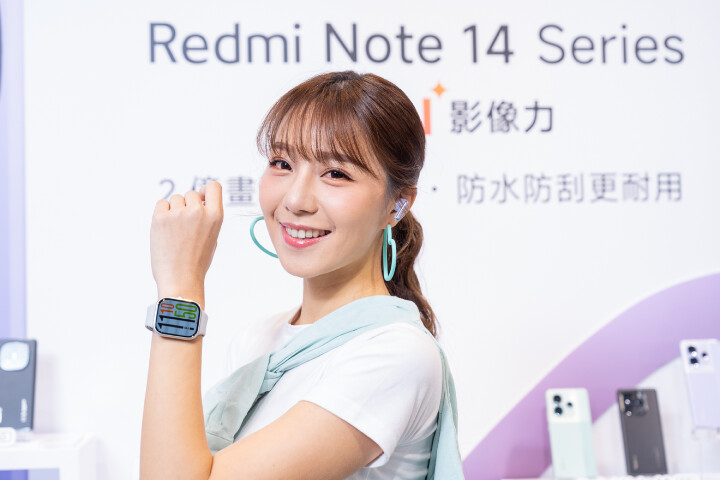 7.Redmi Watch 5 擁有 Redmi Watch 系列歷來最大的 2.07 英寸 AMOLED 螢幕，結合 1500nits 亮度、60Hz 刷新率 與 324 ppi 高解析度，即使在陽光下也能清晰可見！.jpg