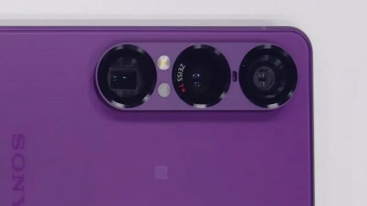 Xperia1.jpg Xperia1.jpg