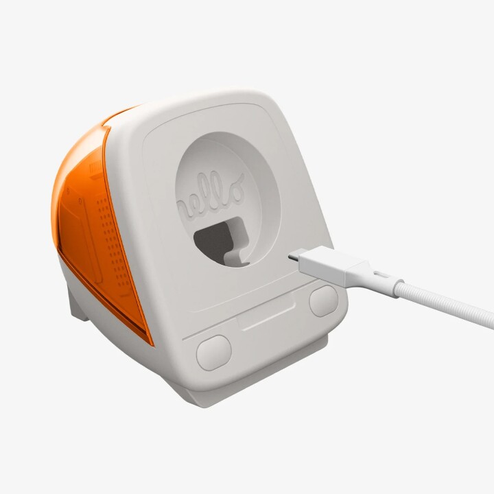 detail_web_apple_watch_classic_c1_stand_tangerine_06.jpg
