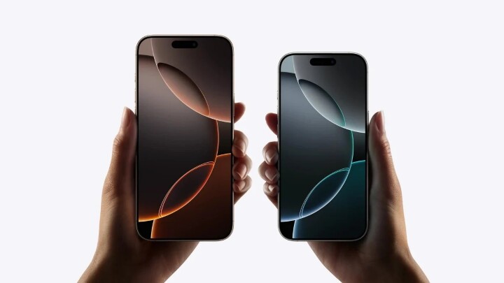 iphone.jpg iphone.jpg