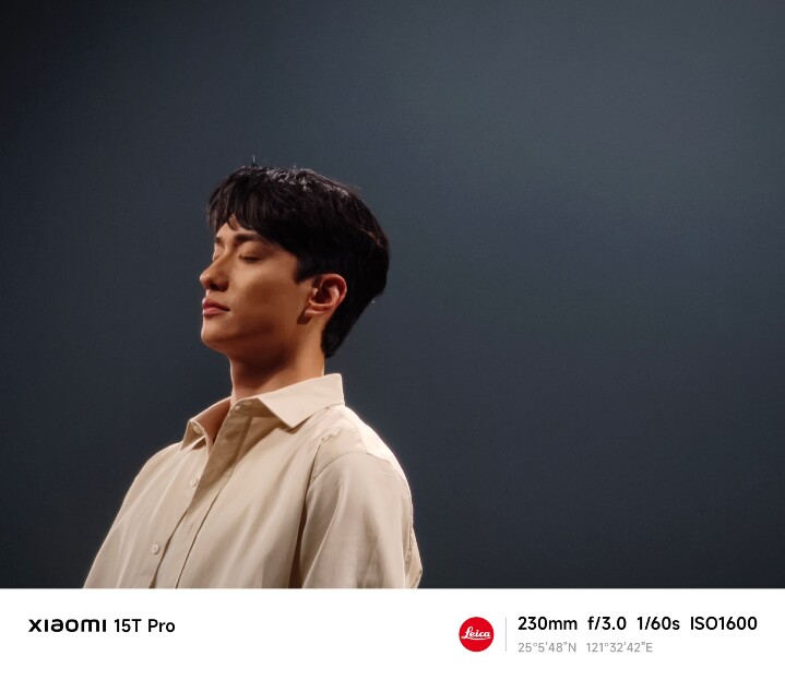 02. 小米首度攜手實力派演員劉俊謙，以品牌好友身份展現 Xiaomi 15T Series 的旗艦影像魅力，詮釋徠卡人文敘事，並分享屬於自己的舞台故事，綻放獨一無二的聚光時刻。.jpg