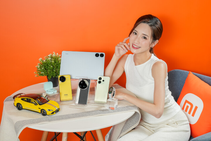 XiaomiPR  (xiaomipr@Pilotpr.com.tw) 03. 「小米雙 11」活動期間,每日將海量放送折價券,更有 NT$111 與 NT$1,111 現金券限量開搶,讓米粉以檔期最優惠價格入手明星商品,還能一次帶走指定加贈好禮。.jpg XiaomiPR  (xiaomipr@Pilotpr.com.tw) 03. 「小米雙 11」活動期間,每日將海量放送折價券,更有 NT$111 與 NT$1,111 現金券限量開搶,讓米粉以檔期最優惠價格入手明星商品,還能一次帶走指定加贈好禮。.jpg