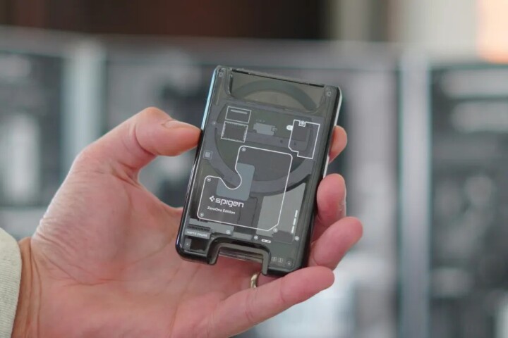 Spigen-3.jpg