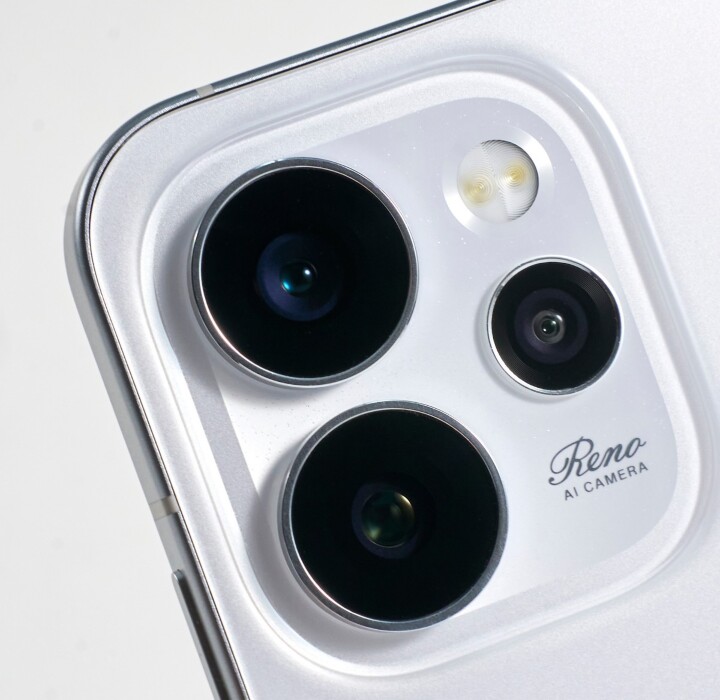 gsmarena_002.jpg gsmarena_002.jpg