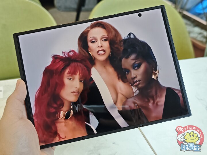 Samsung Galaxy Z Trifold 外觀、性能、續航、影音、相機、開箱實測