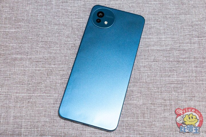 SHARP AQUOS wish5s 開箱動手玩：簡約時尚、更可靠耐用的日系美型四防手機