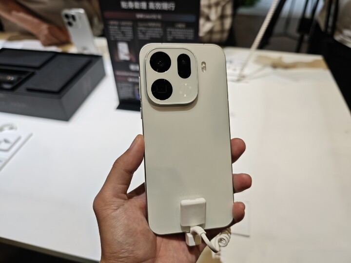 OPPO Find X9 Pro_0.jpg