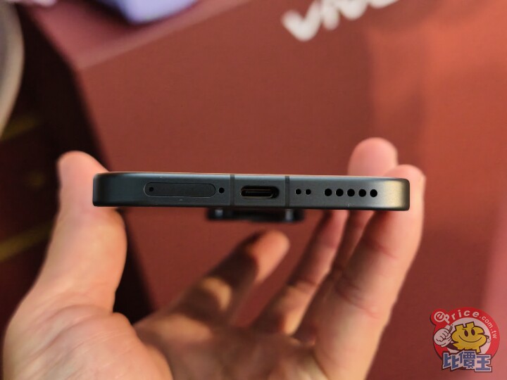 vivo V70 系列雙機 3/13 正式上市　再與泡泡瑪特合作推購機早鳥禮