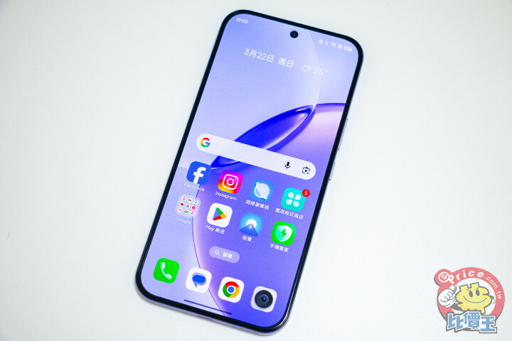 realme 16 Pro 5G開箱動手玩：7,000mAh超大容量電池提供接近23小時續航力，安全感十足！