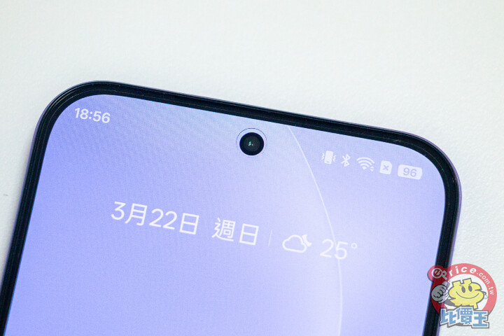 realme 16 Pro 5G開箱動手玩：7,000mAh超大容量電池提供接近23小時續航力，安全感十足！