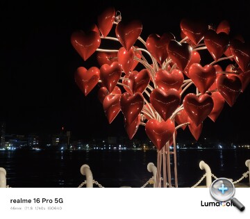 realme 16 Pro 5G開箱動手玩：7,000mAh超大容量電池提供接近23小時續航力，安全感十足！