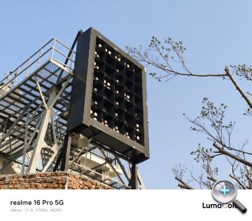 realme 16 Pro 5G開箱動手玩：7,000mAh超大容量電池提供接近23小時續航力，安全感十足！