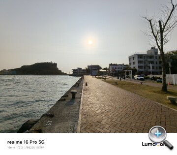 realme 16 Pro 5G開箱動手玩：7,000mAh超大容量電池提供接近23小時續航力，安全感十足！