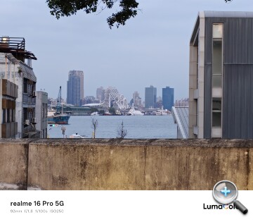 realme 16 Pro 5G開箱動手玩：7,000mAh超大容量電池提供接近23小時續航力，安全感十足！