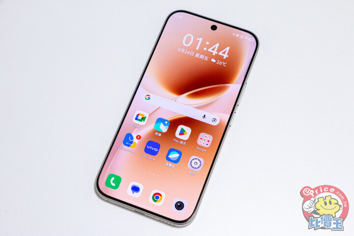 vivo V70開箱動手玩：超過24小時的電池續航力與好拍的蔡司3鏡頭主相機，真的超級有料！