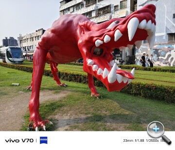 vivo V70開箱動手玩：超過24小時的電池續航力與好拍的蔡司3鏡頭主相機，真的超級有料！