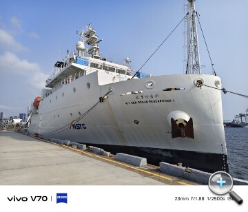 vivo V70開箱動手玩：超過24小時的電池續航力與好拍的蔡司3鏡頭主相機，真的超級有料！