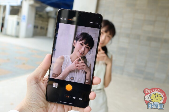OPPO Find X9 Ultra 實測，用「真光學」重塑手機攝影的物理極限