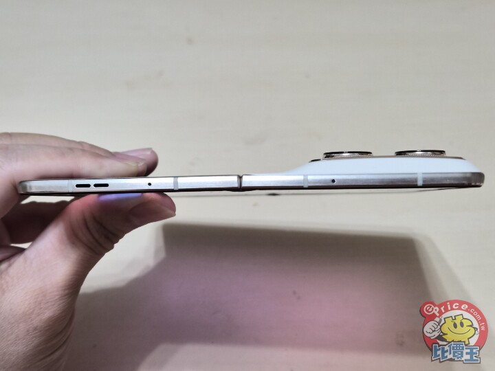 拍照有看頭！Moto 超薄大摺 Razr Fold 外觀、性能、相機、續航、開箱實測