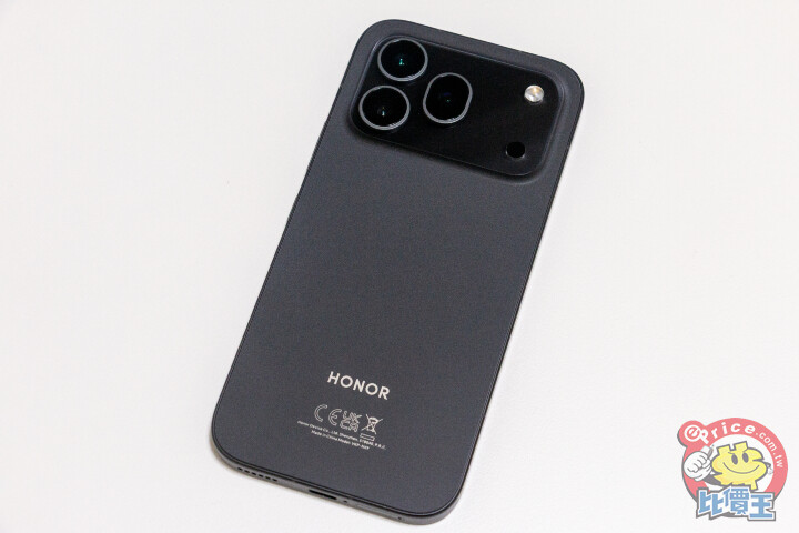 HONOR 600 Pro開箱動手玩：7,000mAh超大電池與2億畫素AI相機，續航、拍照都很可以！