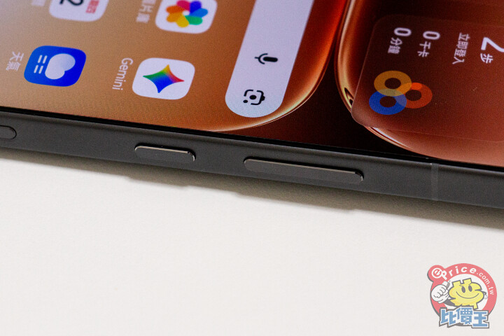HONOR 600 Pro開箱動手玩：7,000mAh超大電池與2億畫素AI相機，續航、拍照都很可以！