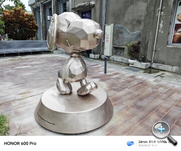 HONOR 600 Pro開箱動手玩：7,000mAh超大電池與2億畫素AI相機，續航、拍照都很可以！