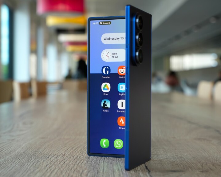 2026 年 5 月手機降價榜：Google 摺疊旗艦砍 2.6 萬奪冠，OPPO 新機閃跌