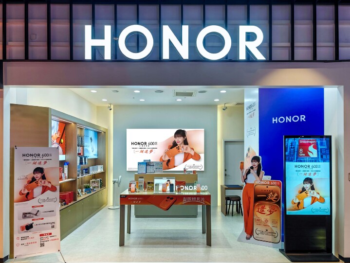 HONOR 深耕台灣市場 攜手緯來電視、李多慧應援在地職棒