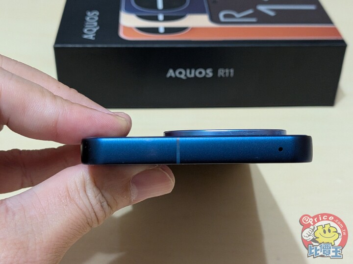 質感呼吸燈加持，Sharp AQUOS R11 外觀、性能、續航、相機、開箱測試
