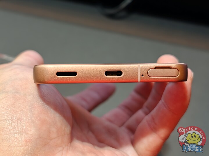 徠卡鏡頭、動態光律　SHARP AQUOS R11 台灣上市