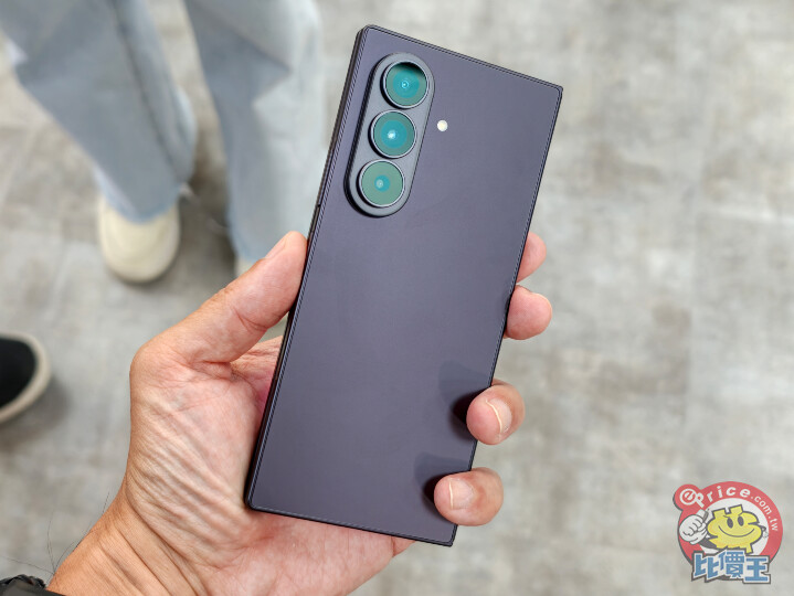 三星 Galaxy Z Fold8 Ultra、Z Flip8 發表　現場實機動手玩