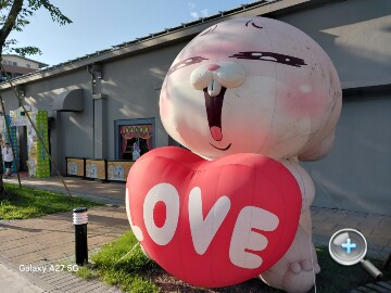 SAMSUNG Galaxy A27 5G 動手玩：螢幕、手感都不錯，效能與續航成最大考驗