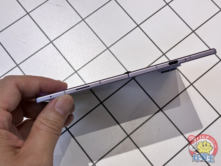寬摺疊新體驗：Samsung Galaxy Z Fold 8 外觀、影音、續航、相機、開箱試用心得