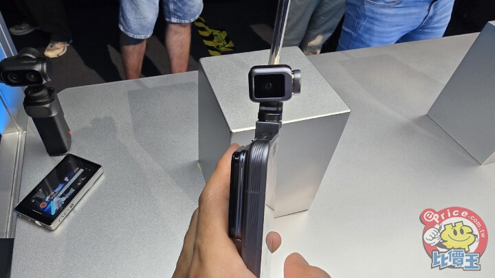 Honor Robot Phone 正式登場  鈦合金雲台讓手機真正「動起來」
