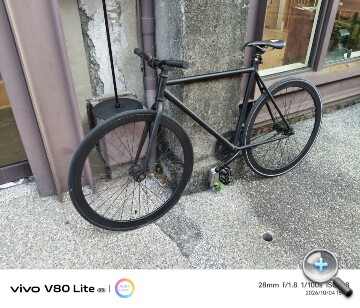 vivo V80 Lite開箱動手玩：電池續航超狂！實測超過 31 小時，重度用戶不再有電量焦慮！
