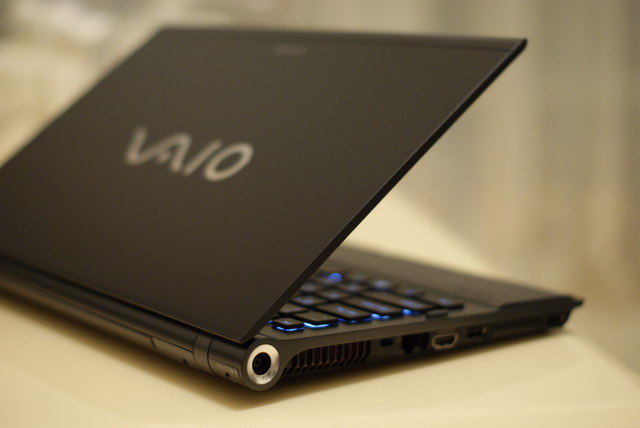 Quad SSD 超強效能Sony VAIO Z117 開箱實測-ePrice.HK